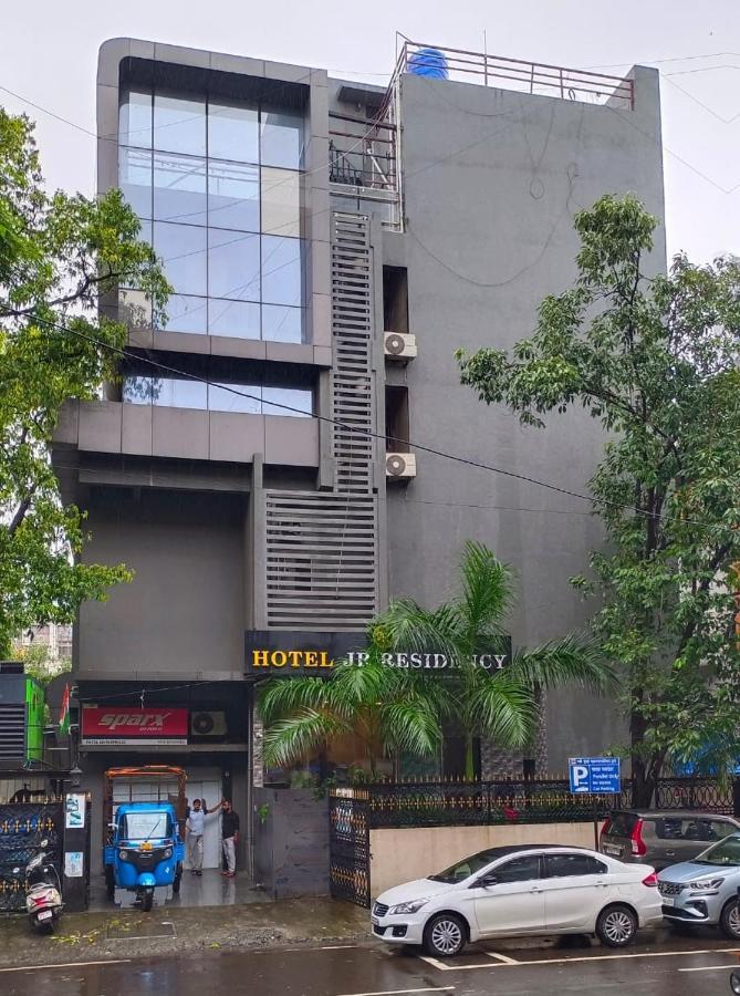 Hotel J R Residency Navi Mumbai Esterno foto