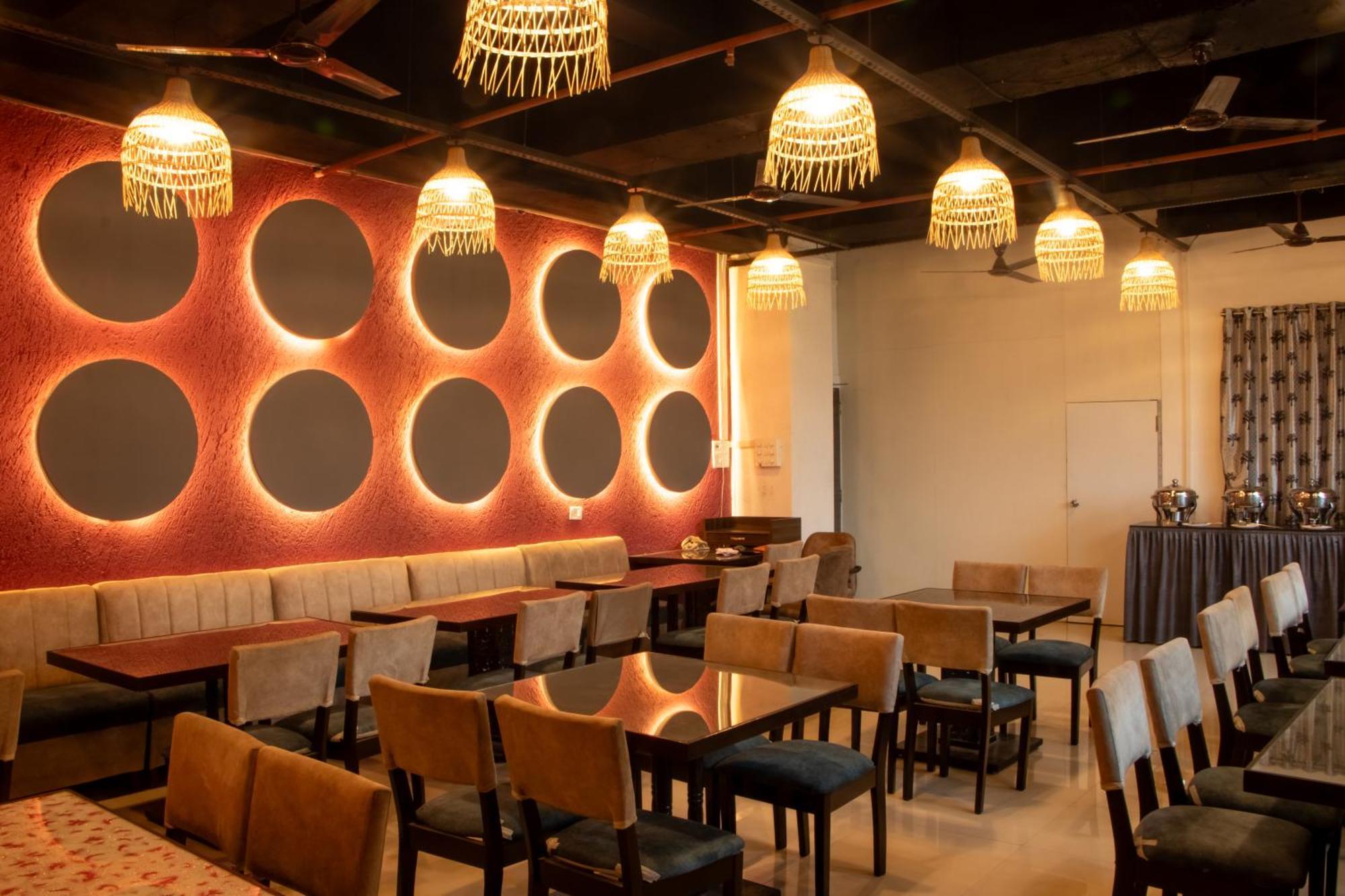 Hotel J R Residency Navi Mumbai Esterno foto